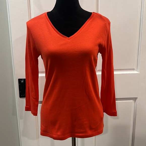 Anne Klein Sport size Sm v-neck new without tag.!Super soft excellent condition. - Picture 3 of 6